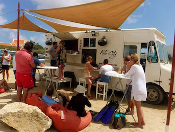 kite city food truck on bonaire